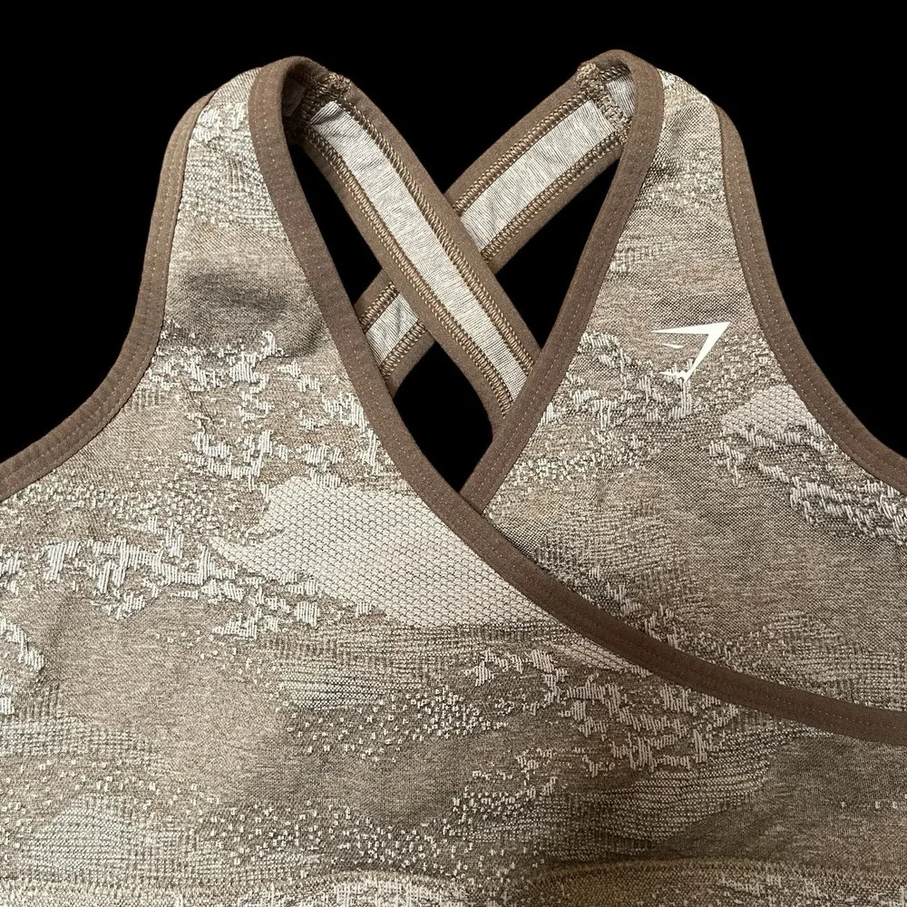 Gymshark Adapt Camo Seamless‎ Sports Bra Pebble Grey/Soul Brown Womens M No Pads